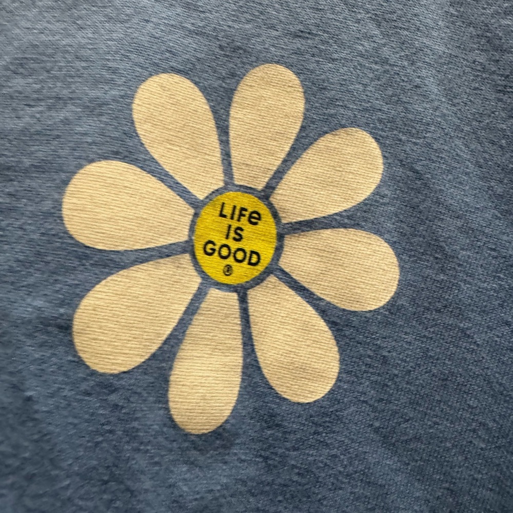Life Is Good: women’s long sleeve Blue tee Shirt with Daisy Print size XL - Picture 5 of 8